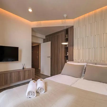 Zen - Sea Towers Apartment