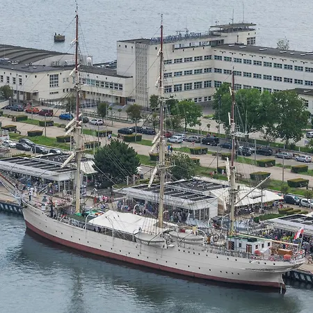 Zen - Sea Towers * Gdynia